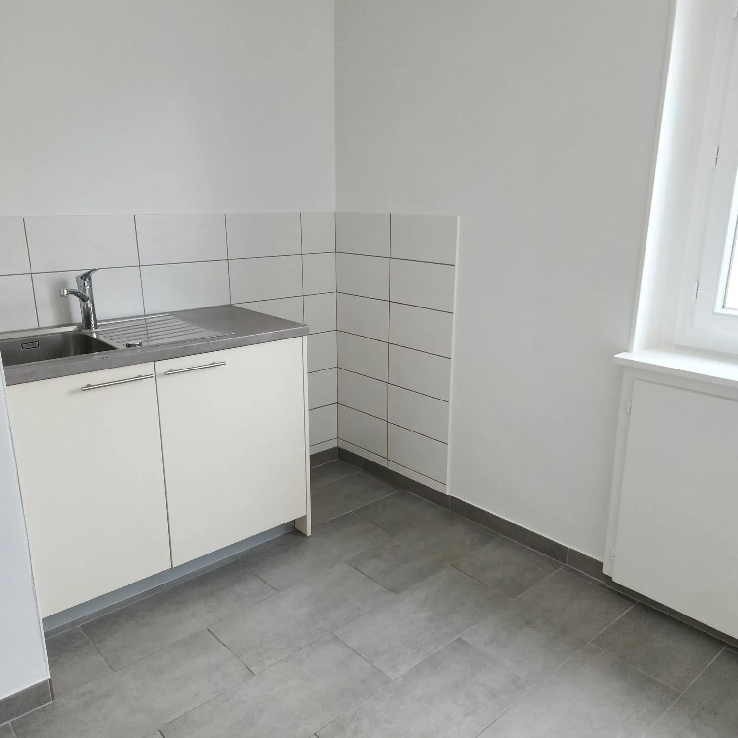 Wohnung mit 3 Zimmern im 5. Stock