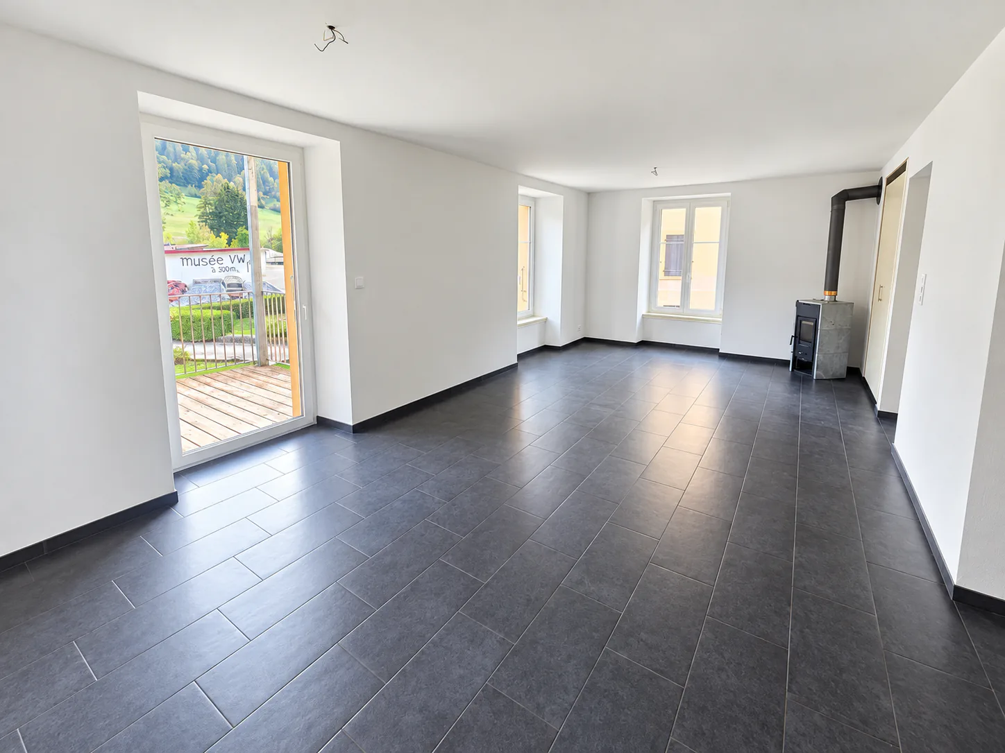 Joli appartement de 4 pièces avec poêle suédois et grand balcon dans un quartier très calme