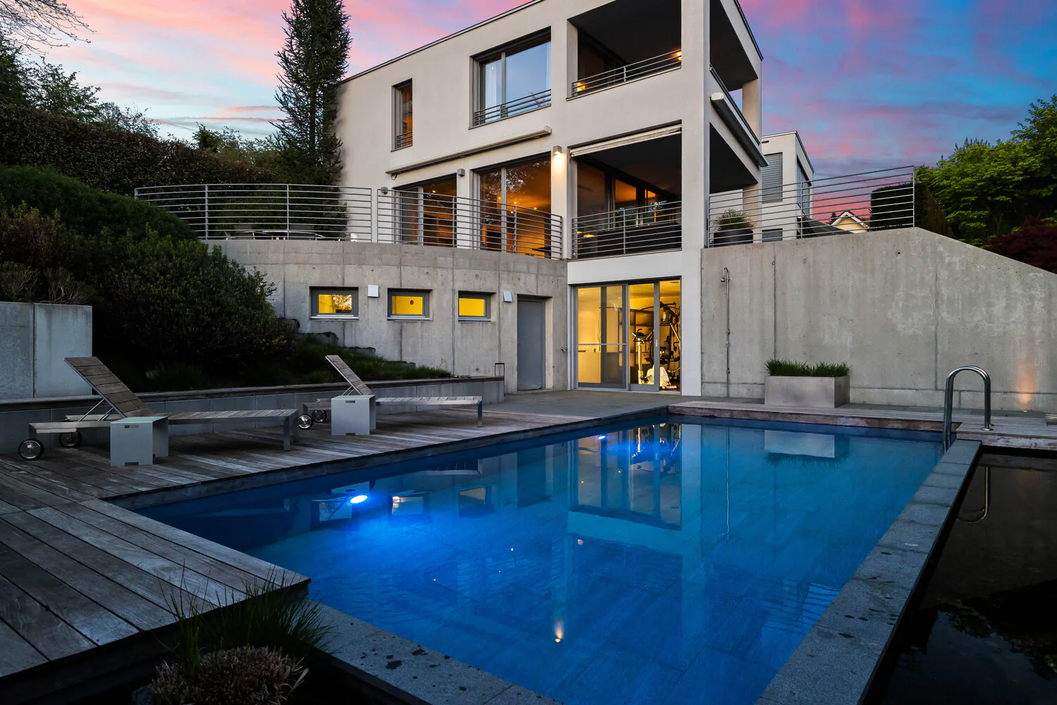 Villa con vista panoramica, piscina e wellness a Olsberg