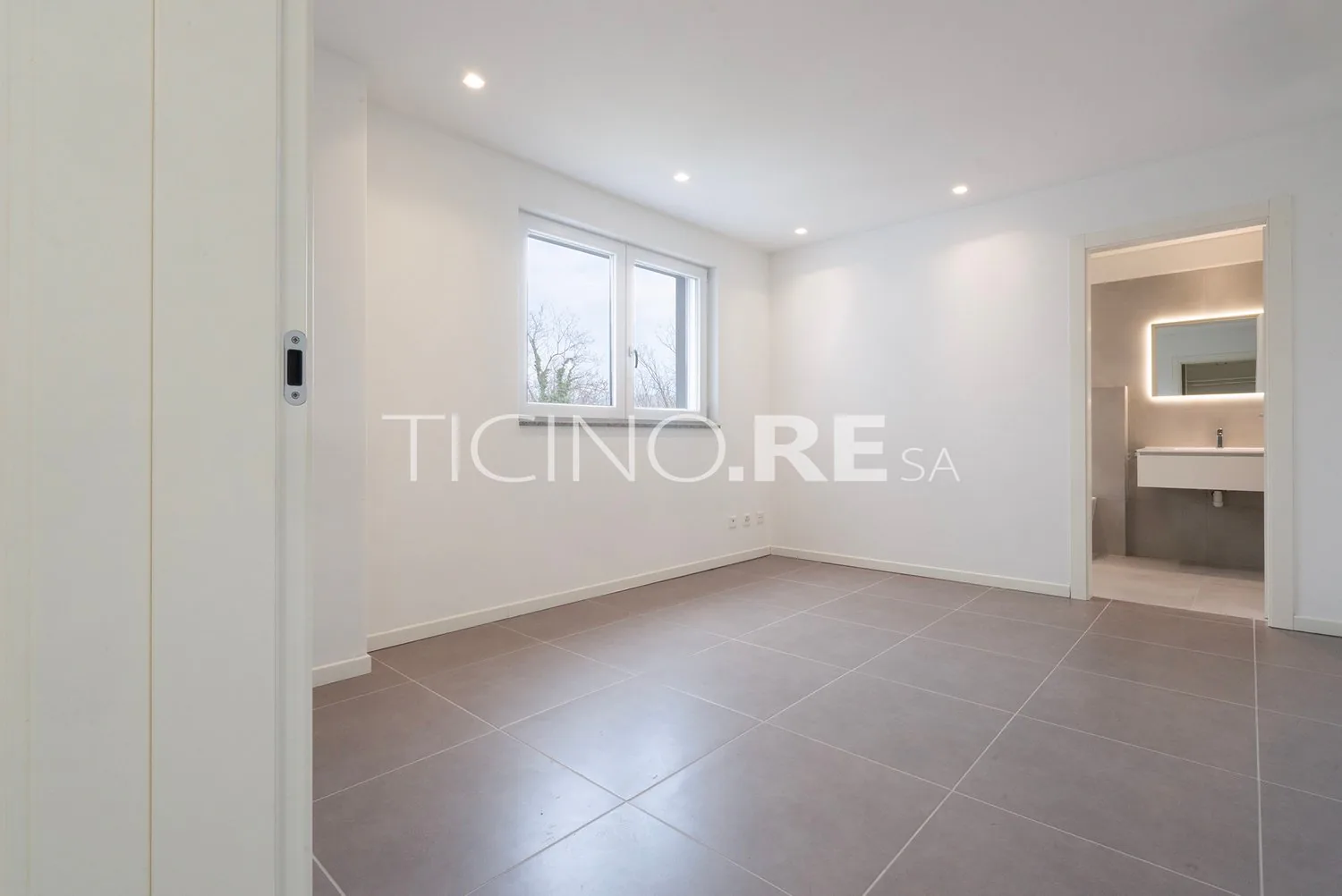 Breganzona – Elegante appartamento di 4.5 locali con terrazza di 70 m²