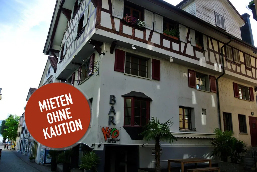 Charming 3.5-room attic apartment with fireplace and old building charm