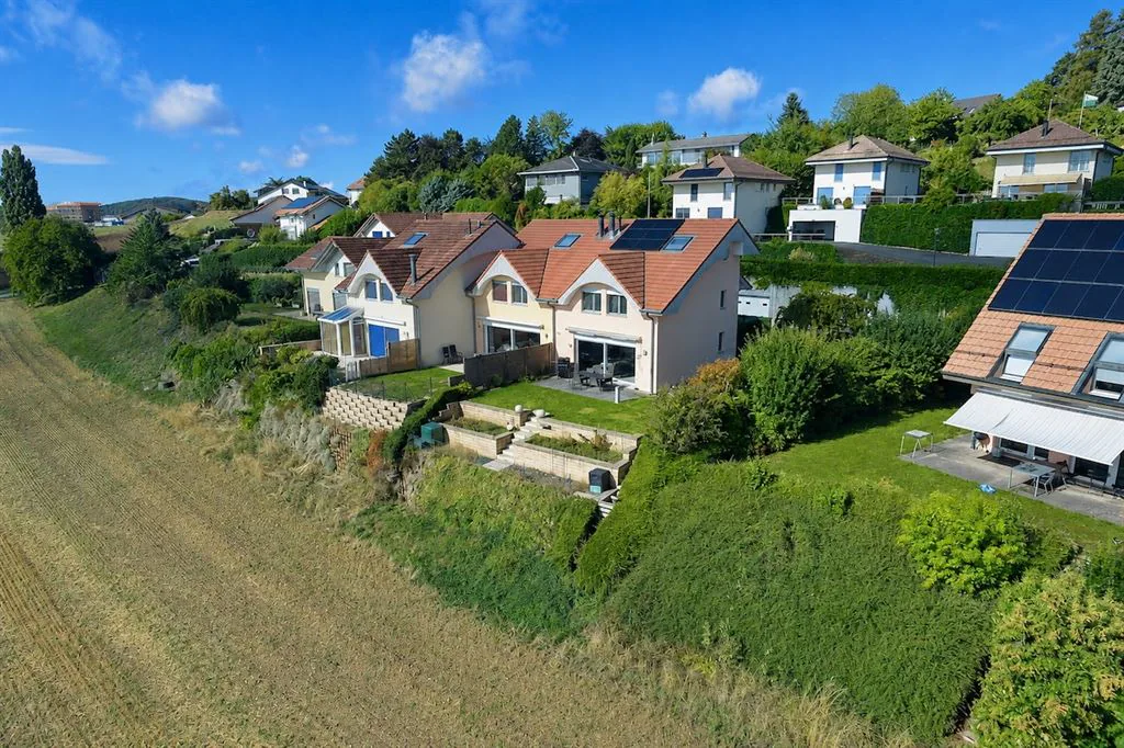 Superbe villa rénovée avec vue panoramique sur les Alpes
