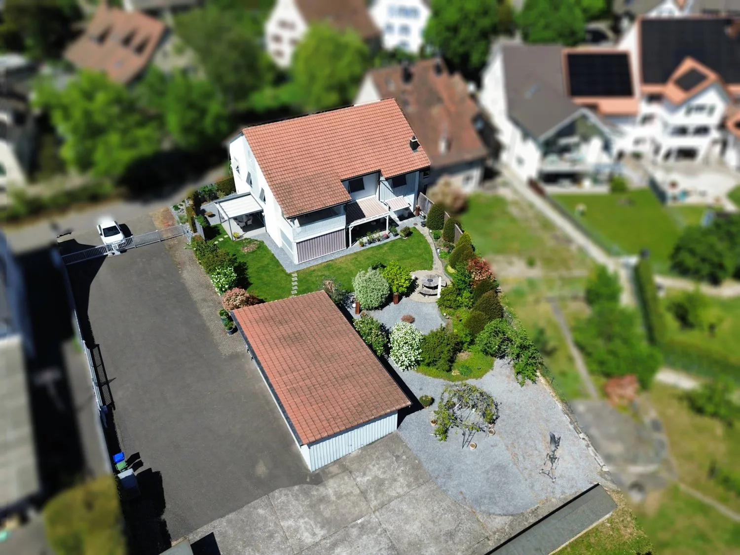 Maison de famille exclusive de 4,5 pièces dans un endroit calme