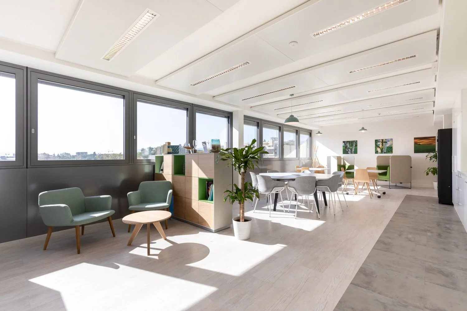 Flexible Coworking at Regus Nations
