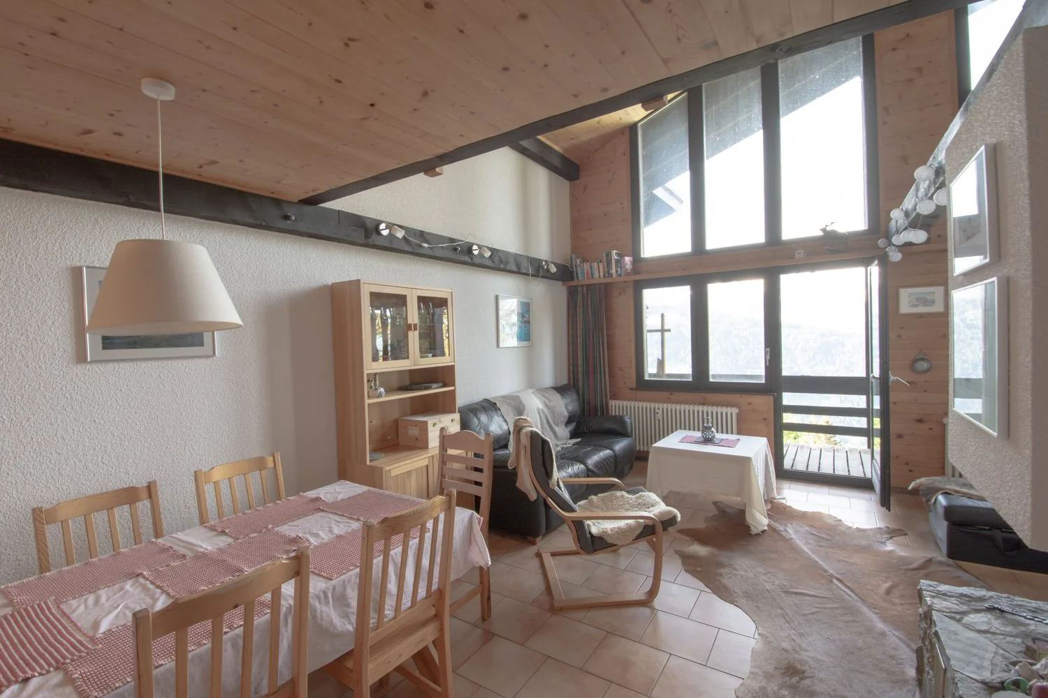 Triplex apartment with 5.5 rooms, ideally located on the slopes in Gryon