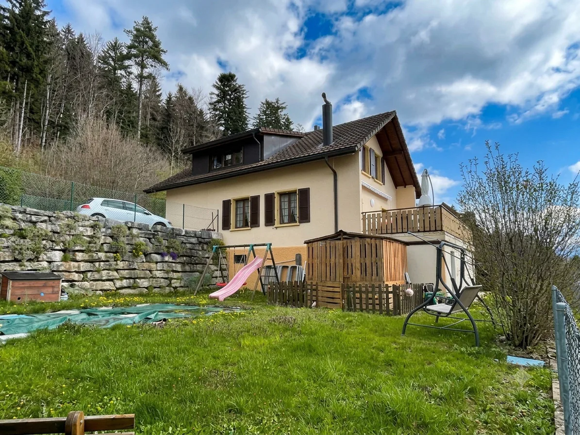 Très belle situation pour cette maison de 6.5 pièces