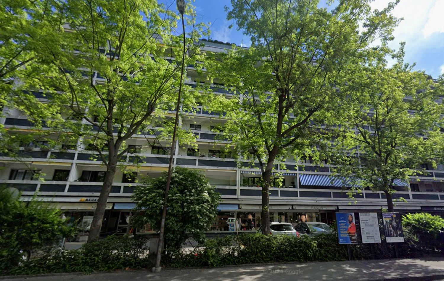 Route de Florissant 54, Parkplatz