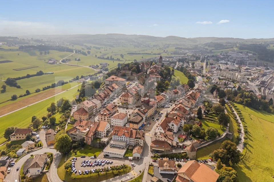 Au centre ville: spacieuse maison de 285 m² habitables