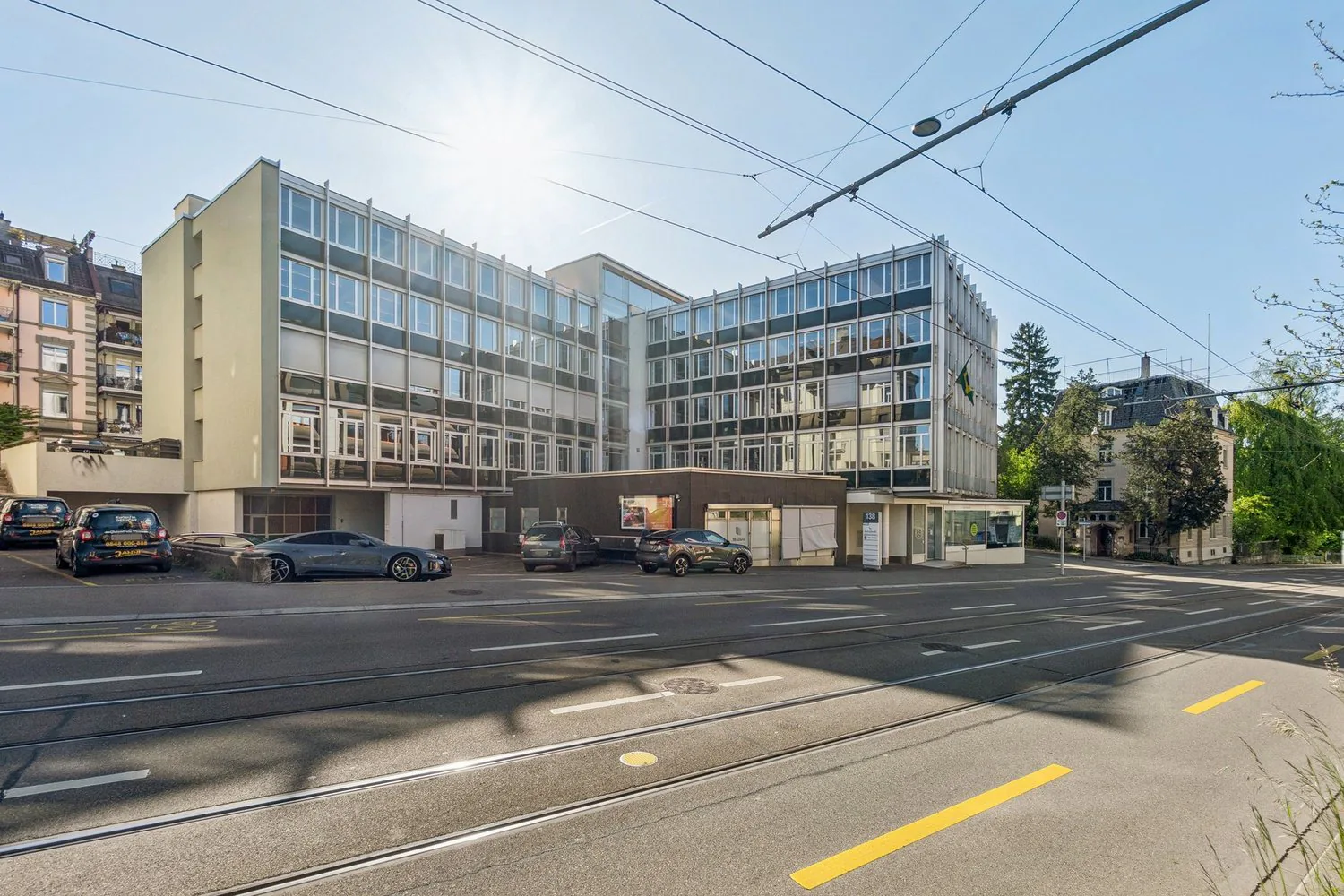 Ausgebaut und zentral - Ihr neues Büro in Zürich!