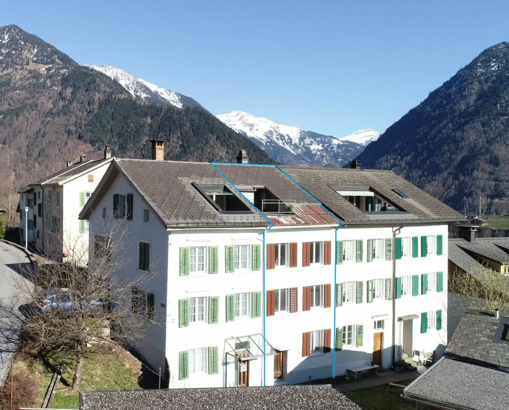 Maison mitoyenne 4 chambres avec appartement pour personne âgée
