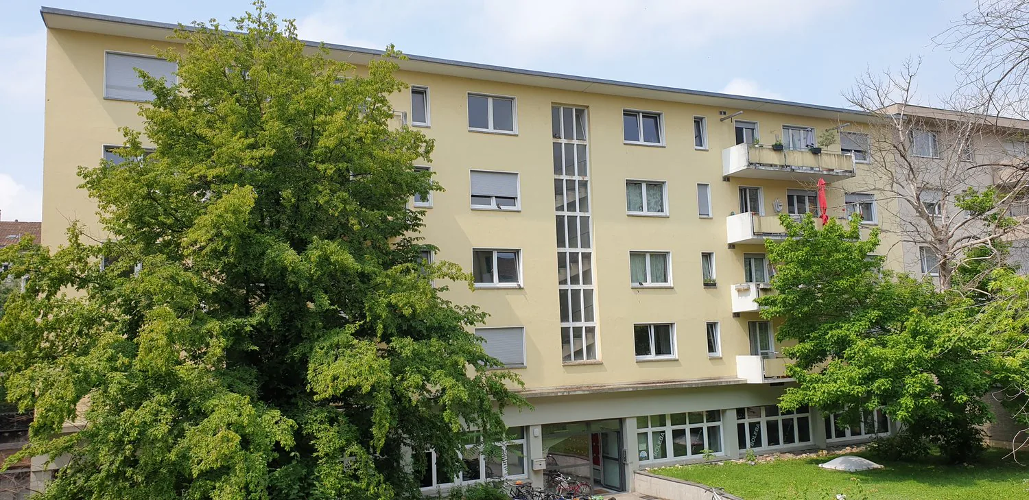 2-bedroom apartment on the 4th floor for rent