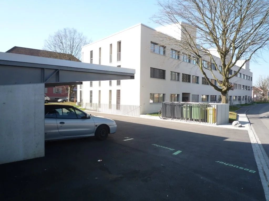 Parcheggi in carport a Winterthur-Veltheim
