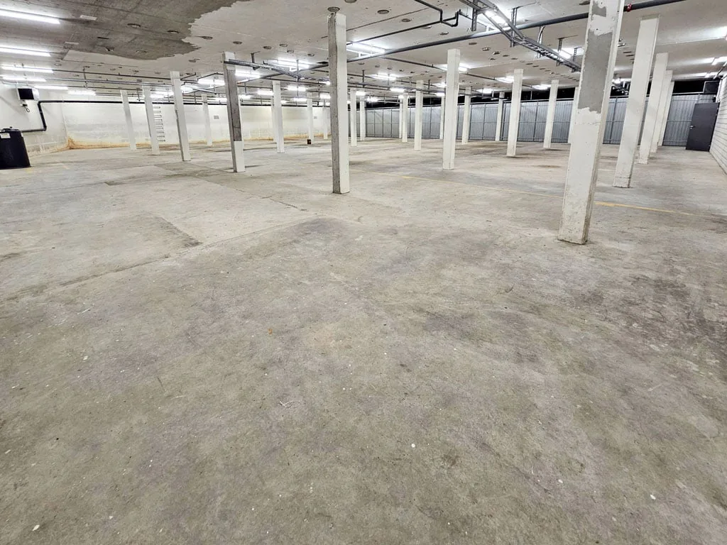 Spazio di stoccaggio economico in affitto nel seminterrato