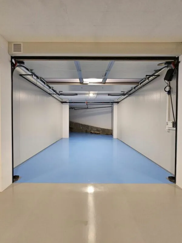 Halle 46 m2 in Villeneuve VD