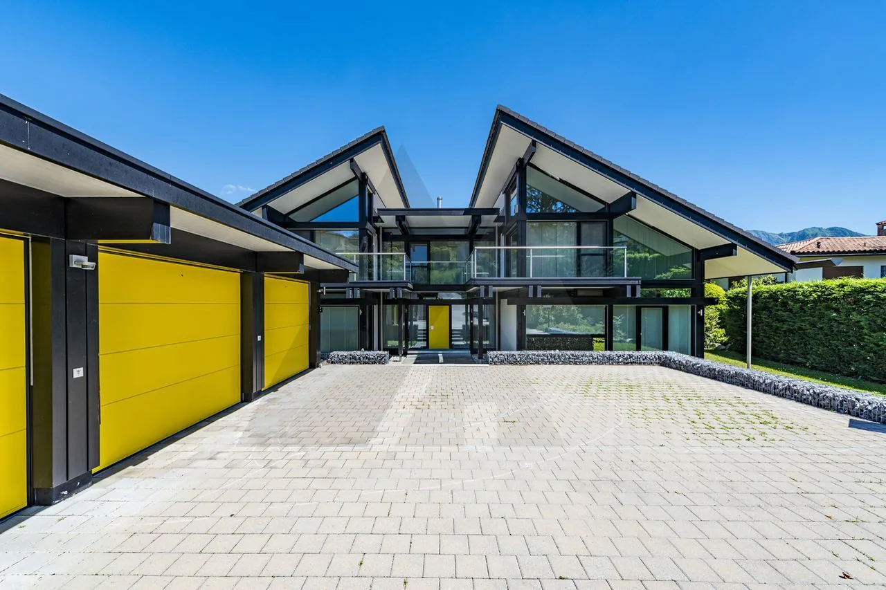 MODERNA VILLA - HUF HAUS CON VISTA PANORAMICA