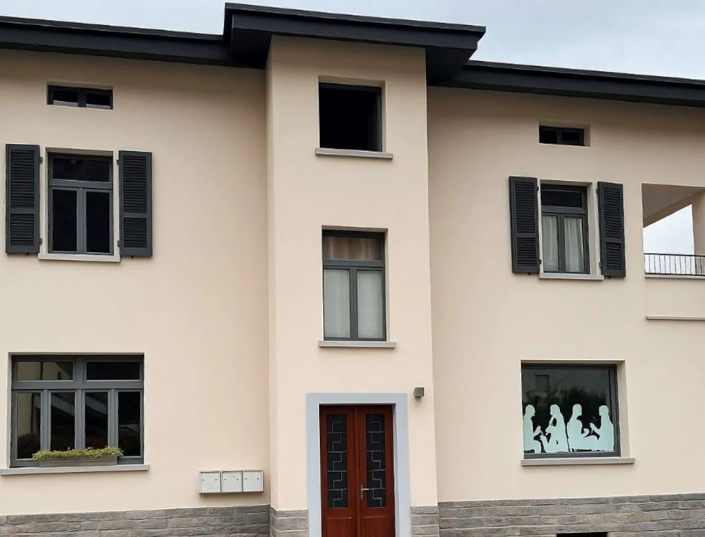 Palazzina mit großem Potenzial zur Renovierung