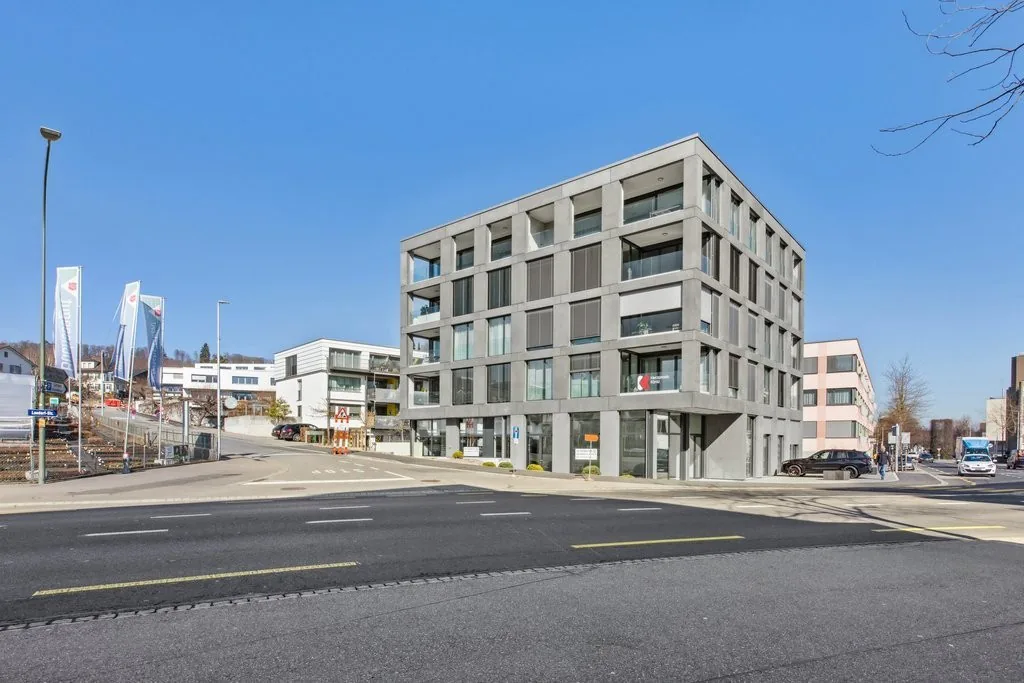Moderne Gewerberäumlichkeit in Köniz zu vermieten