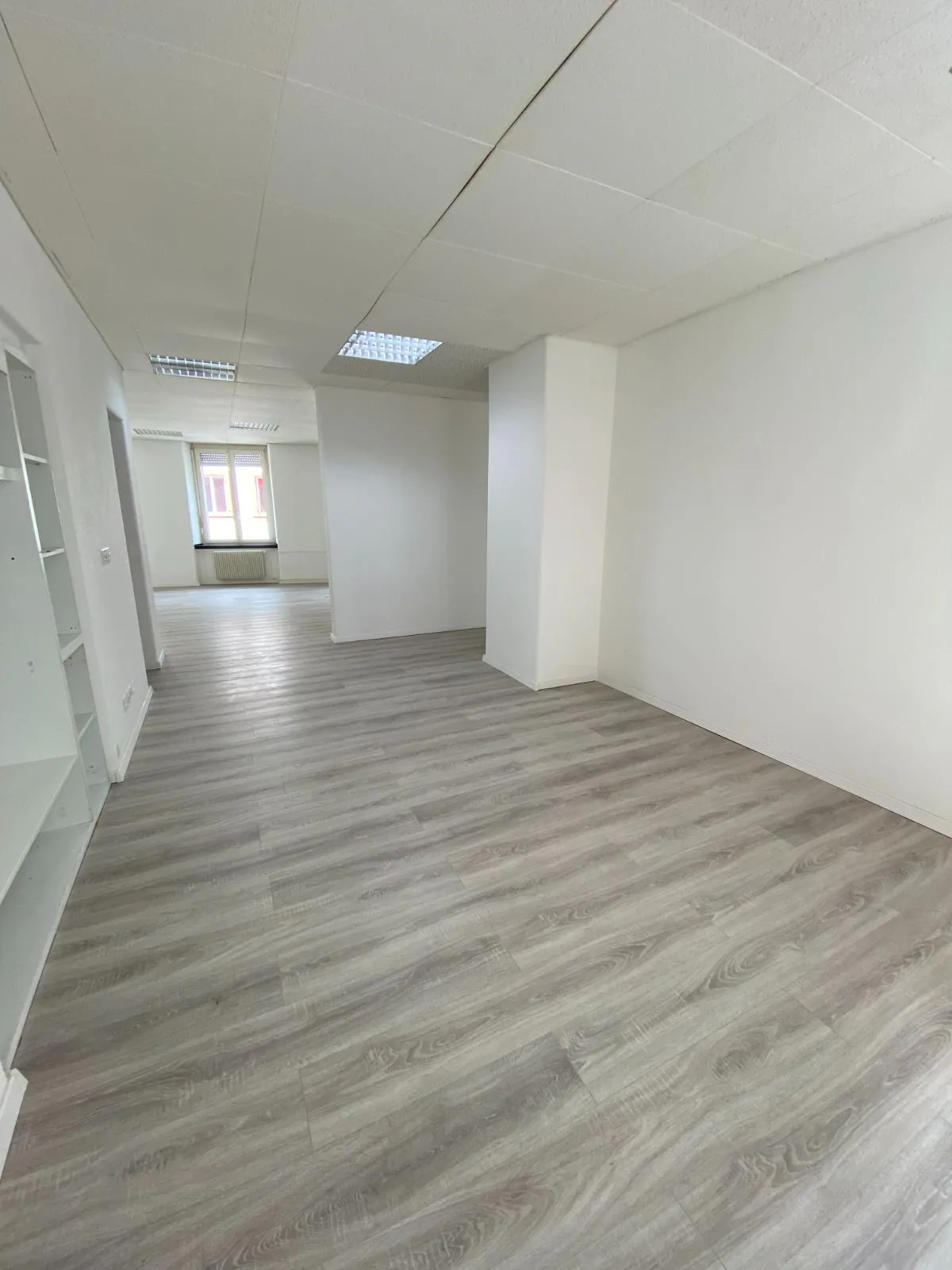 Sehr schöne Büros / Gewerbeflächen von 90 m2 in Delémont