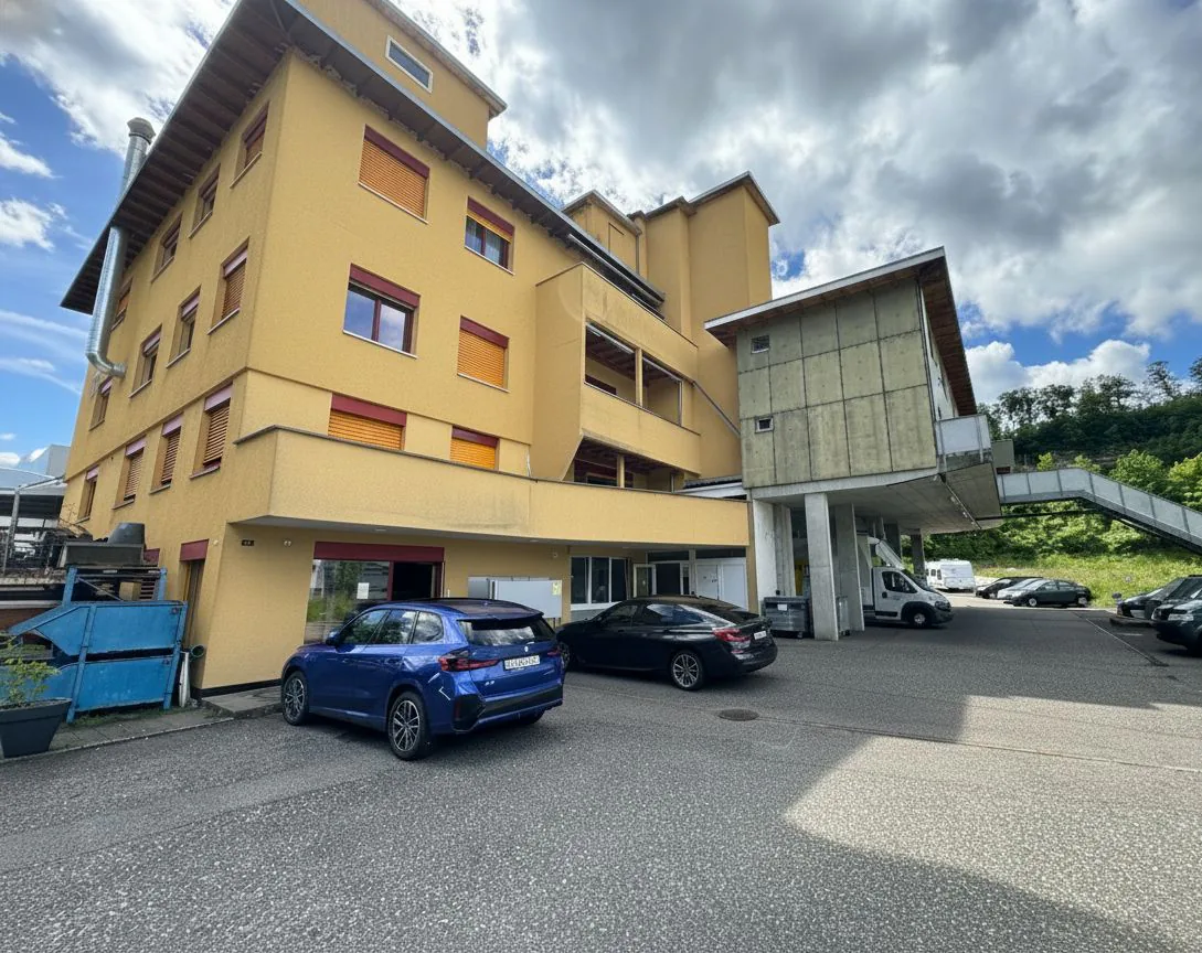 Attraktive Gewerbefläche in Lausen zu vermieten