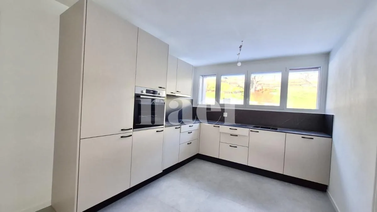 RENOVE - Magnificent bright 3-room apartment in Tramelan