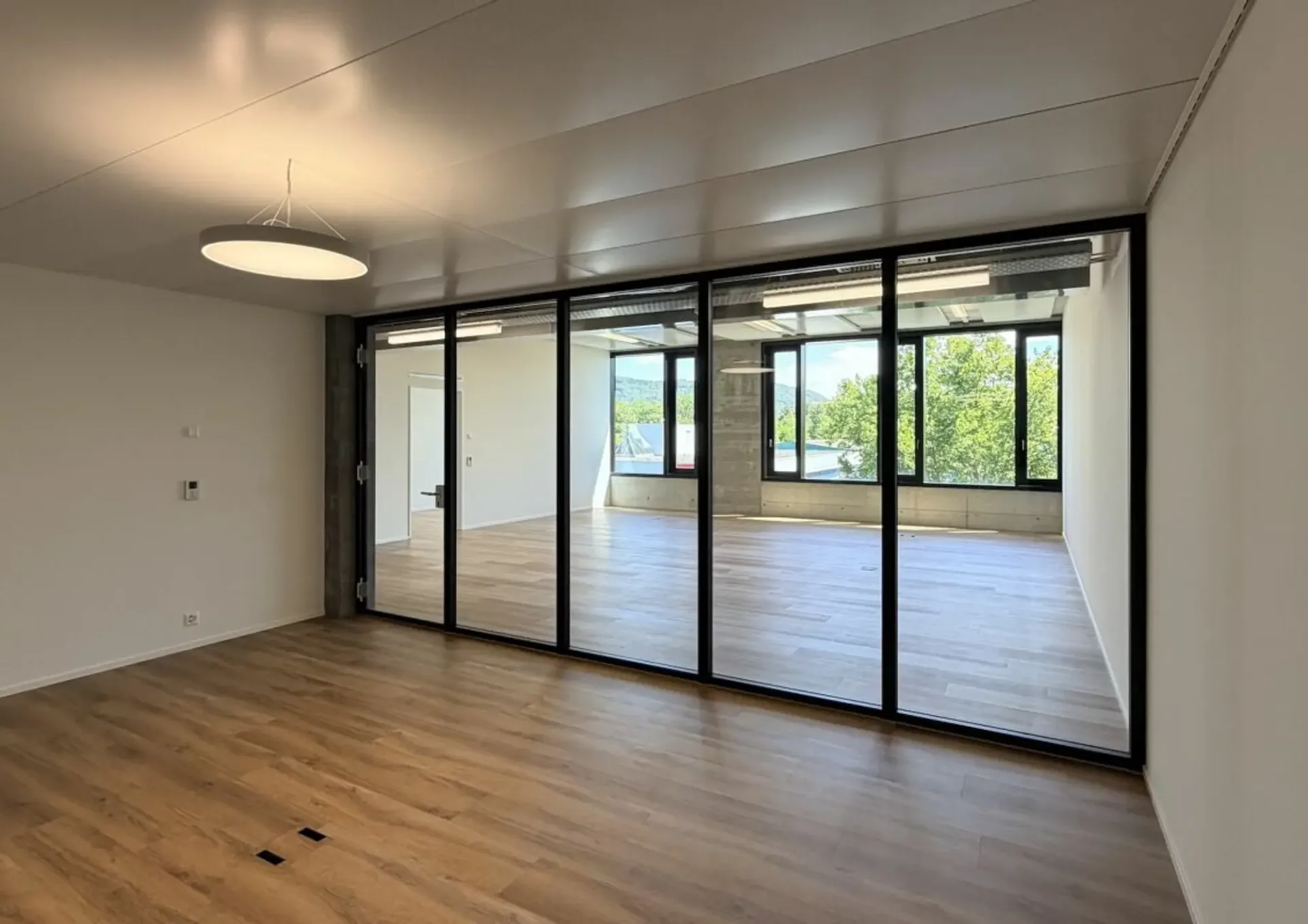 Office/Commercial | Hang-Aar | 110 to 131 m²