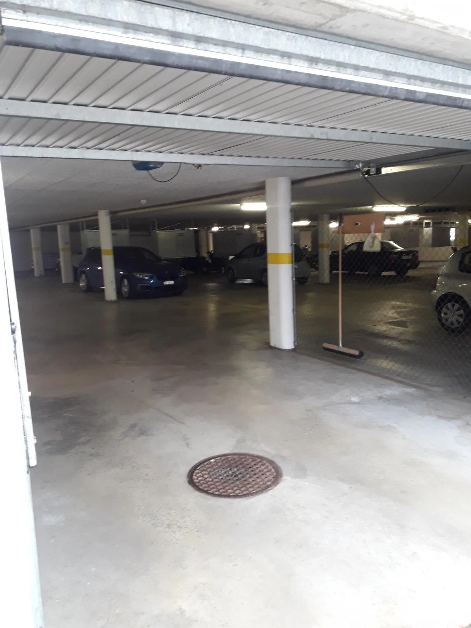 Motorradabstellplatz