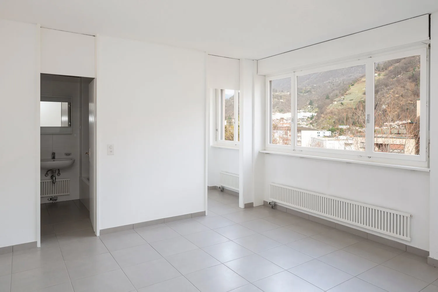 Schönes 1.5-Zimmer-Wohnung im Grünen, in Giubiasco
