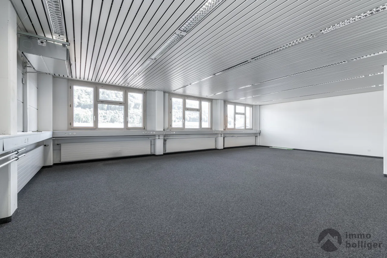 Gut erreichbare Gewerbefläche in Oberentfelden zu vermieten - 95 m²