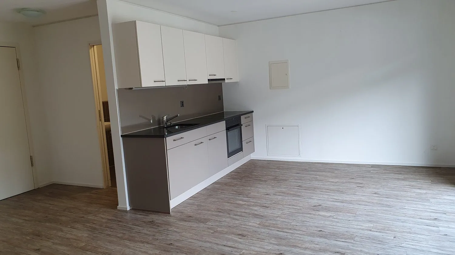 Wohnung in Seniorenresidenz angepasst