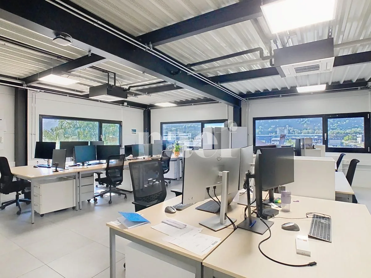 Offices of 130 m2 on the 2nd floor