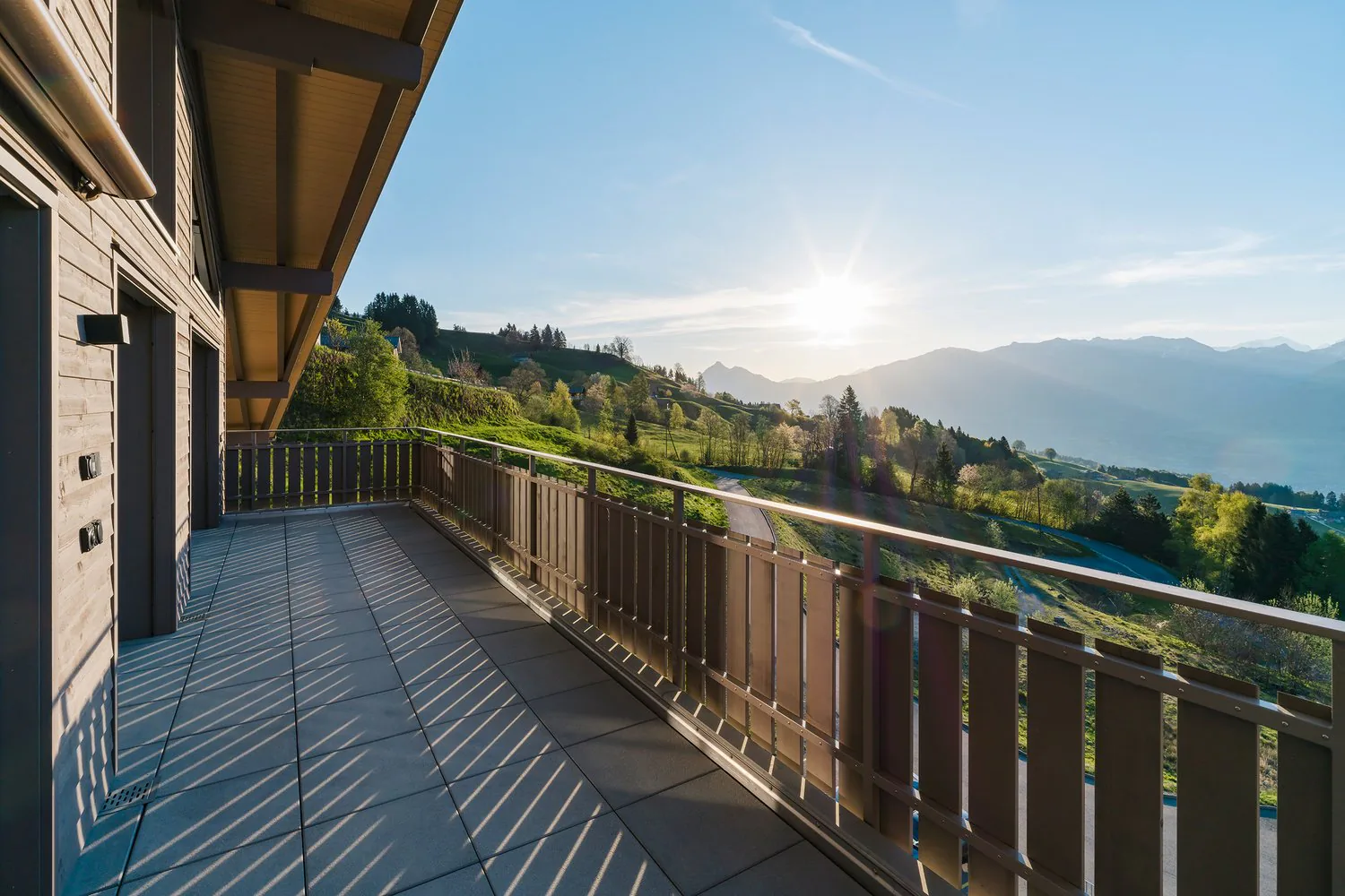 Joyau de maison avec vue lointaine sur le lac de Sarnen