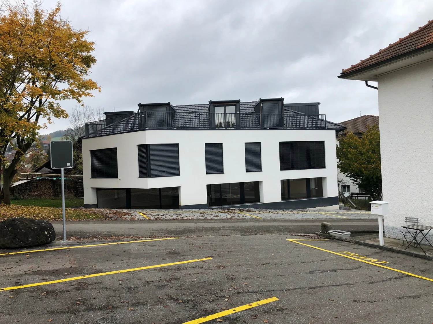 Modern 2.5-room apartment with balcony in Beinwil am See – available immediately!