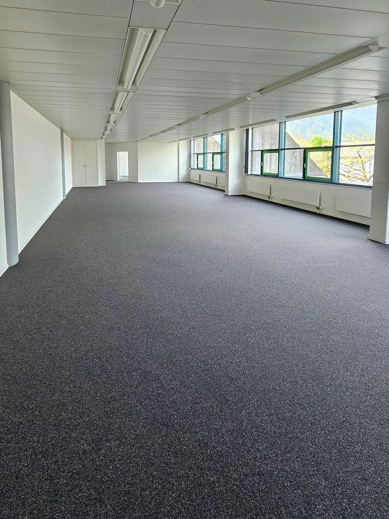 Spazio ufficio in un edificio commerciale rappresentativo