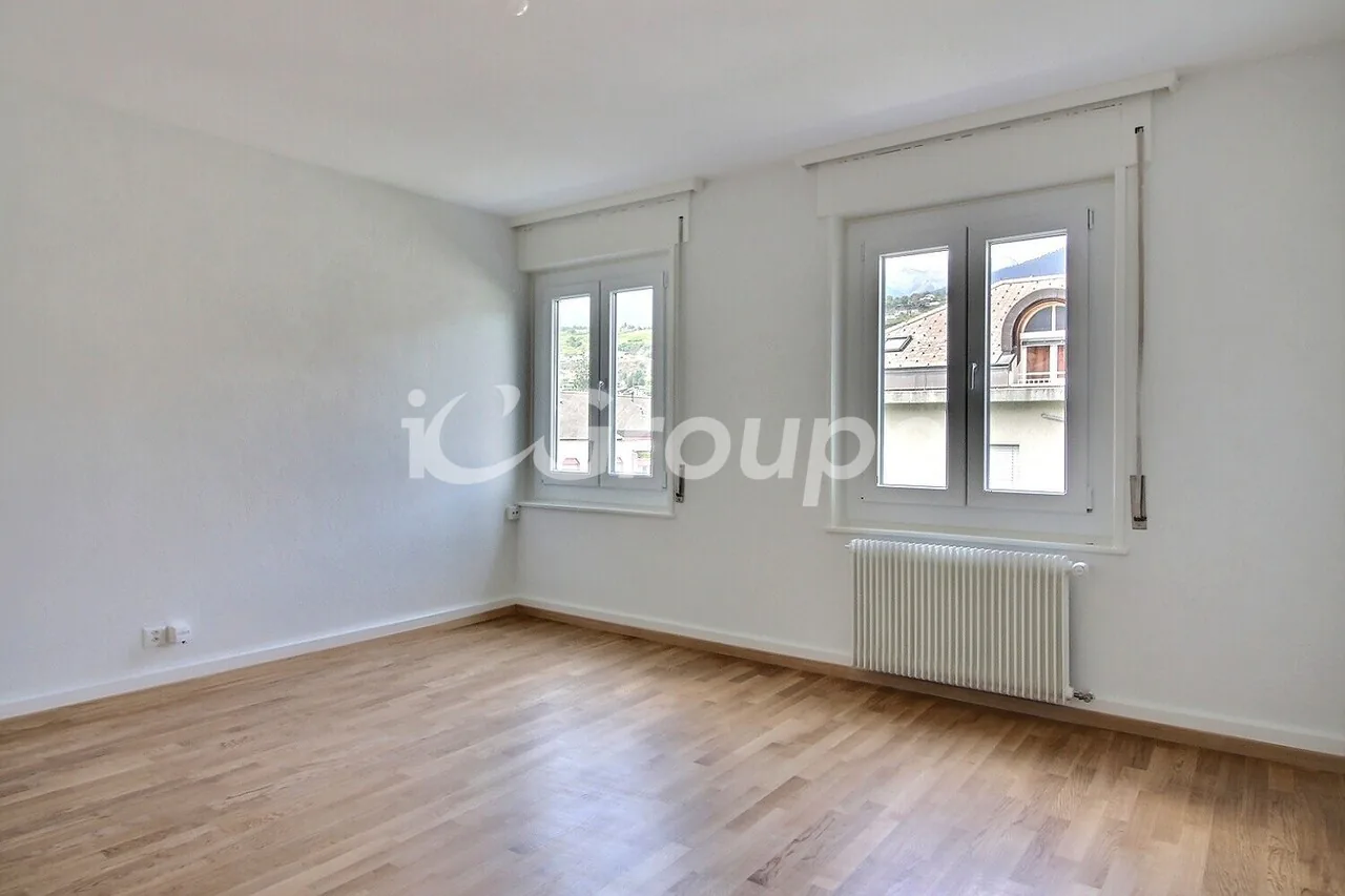 Schönes 3-Zimmer-Apartment renoviert zur Miete in Sion