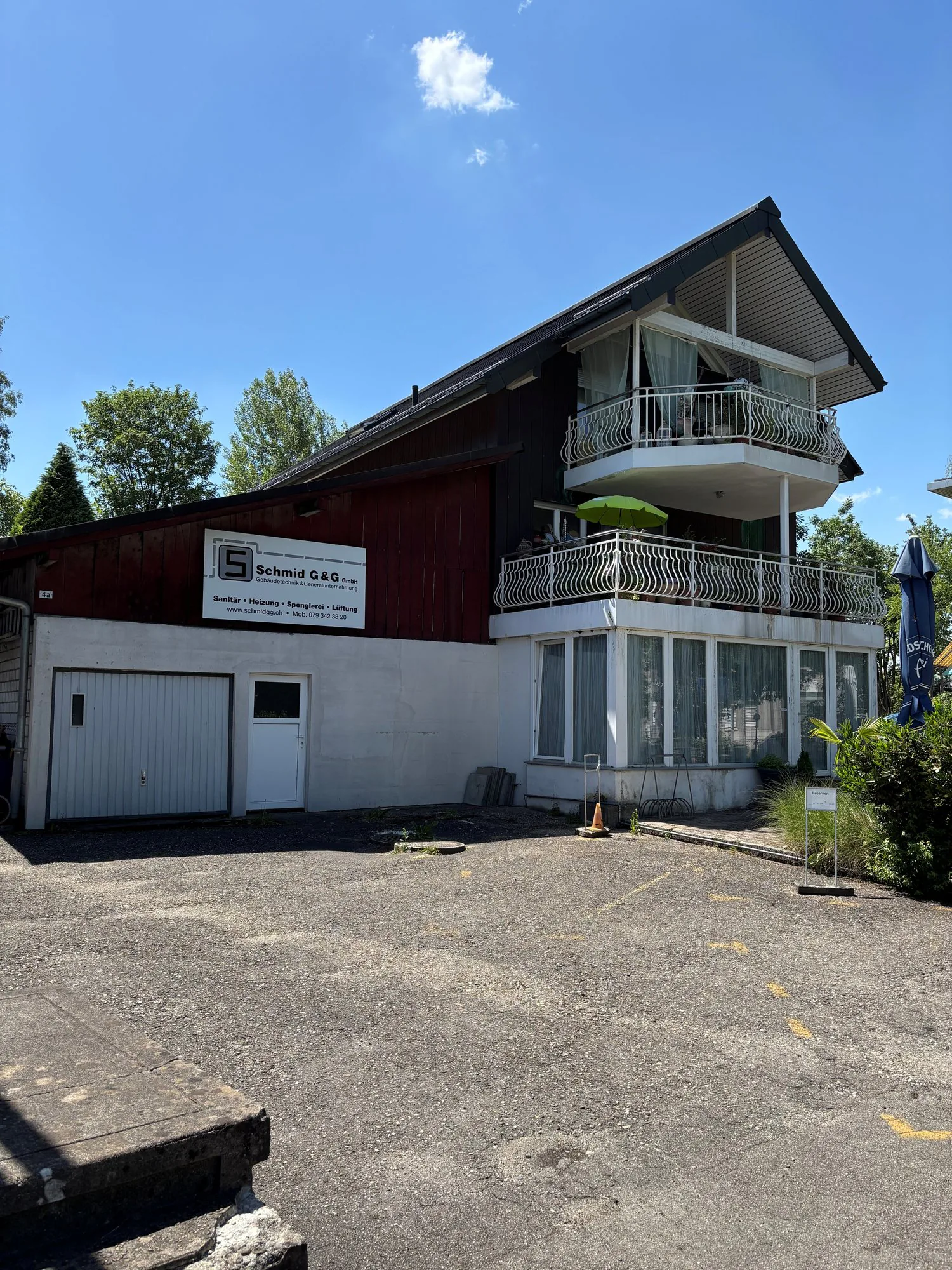Maison d'habitation et de commerce (Bistro au rez-de-chaussée) Rüegsauschachen