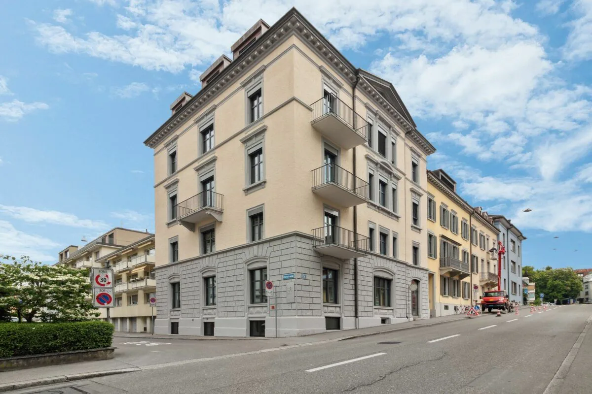 Repräsentatives Altbau-Büro im Seefeld zu vermieten