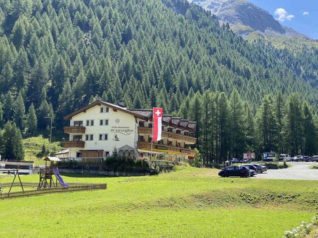 Attraktive Investitionsmöglichkeit - schöne Hotelanlage in Top-Destination