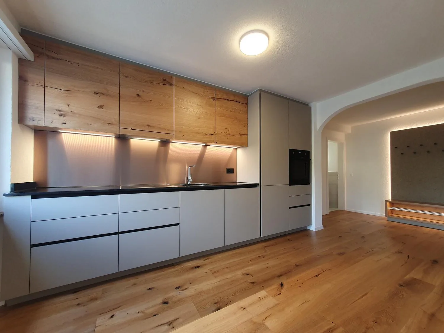 Appartamento moderno ristrutturato in una zona residenziale tranquilla