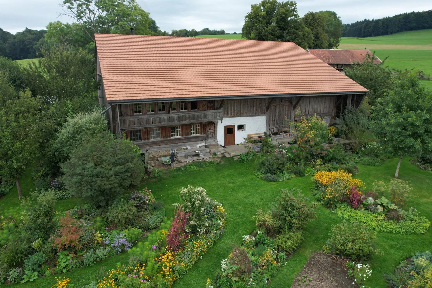Die Kunst des Landlebens! Eine außergewöhnliche Farm, in der Authentizität, Eleganz und Serenität aufeinandertreffen!