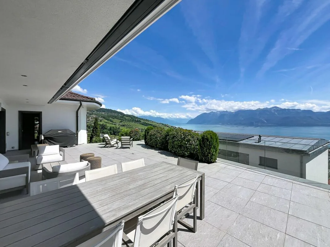 Lutry: Proprietà eccezionale di 8 locali con vista panoramica sul lago