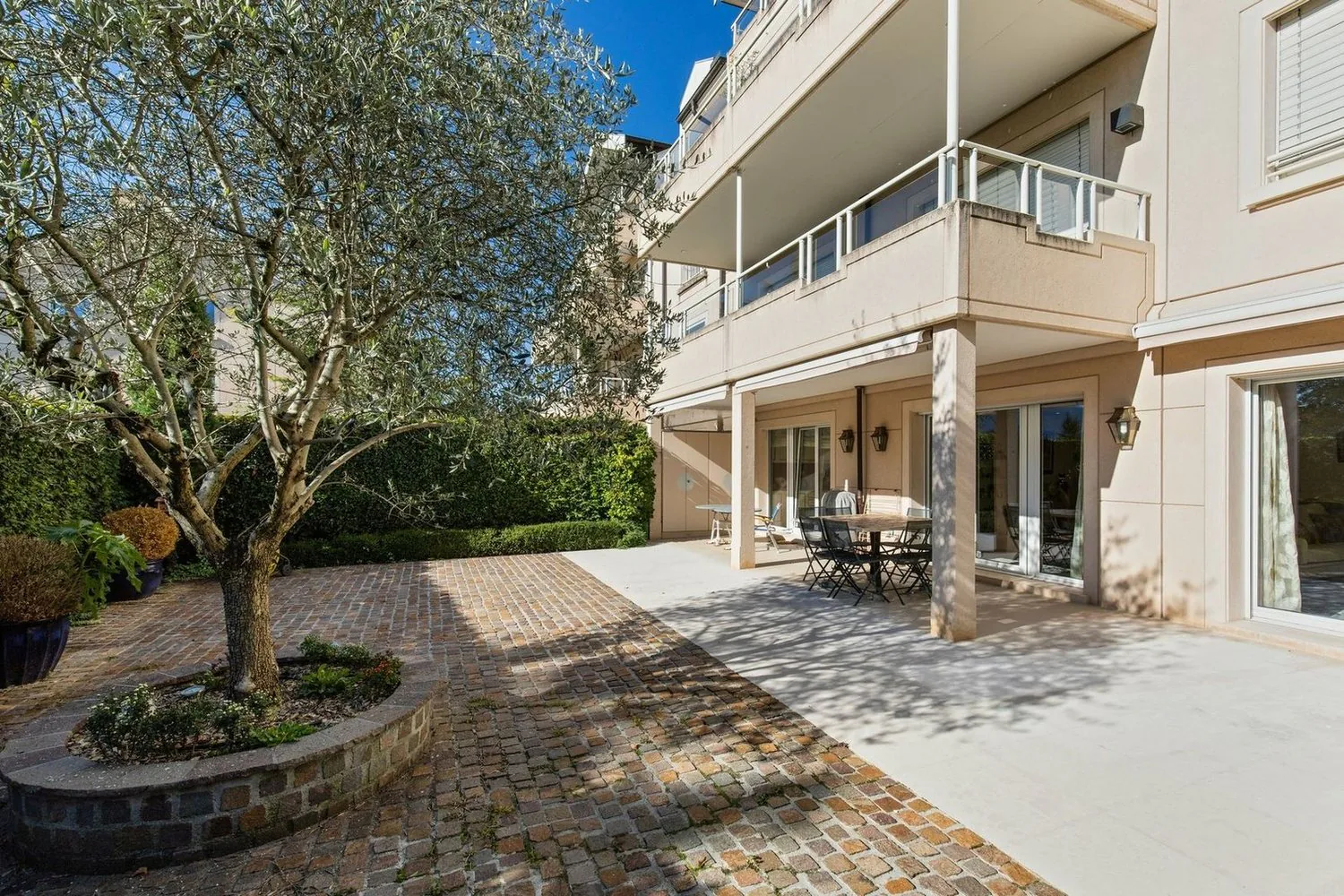 Schönes Apartment mit Terrasse