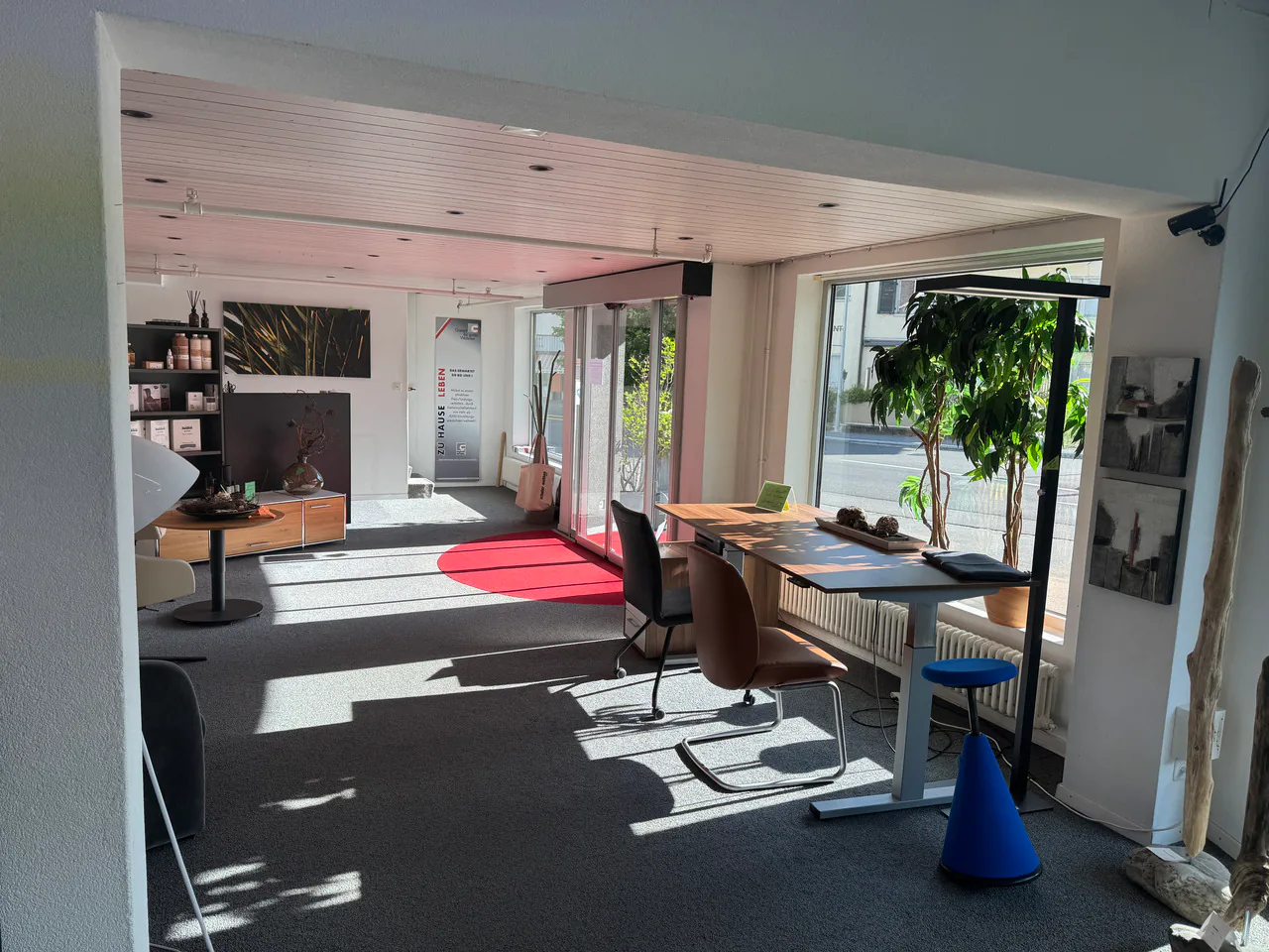 Gemischt genutztes Immobilien-Ensemble / Ensemble immobilier mixte
