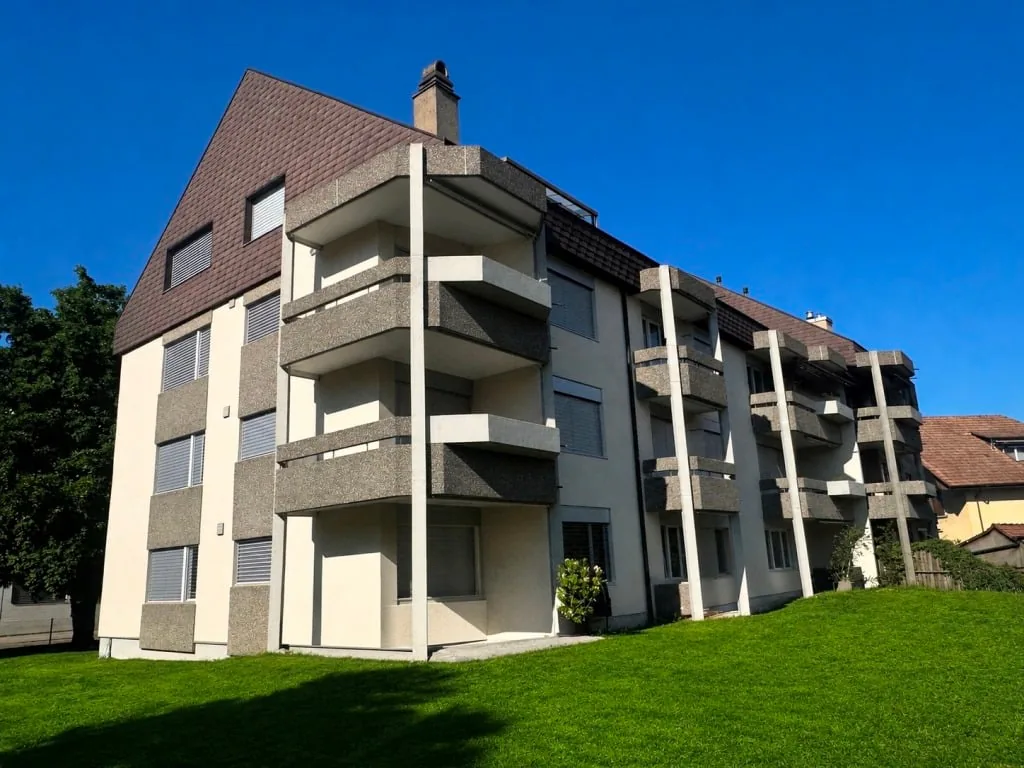 Appartement 5 1/2 pièces, 1er étage à droite