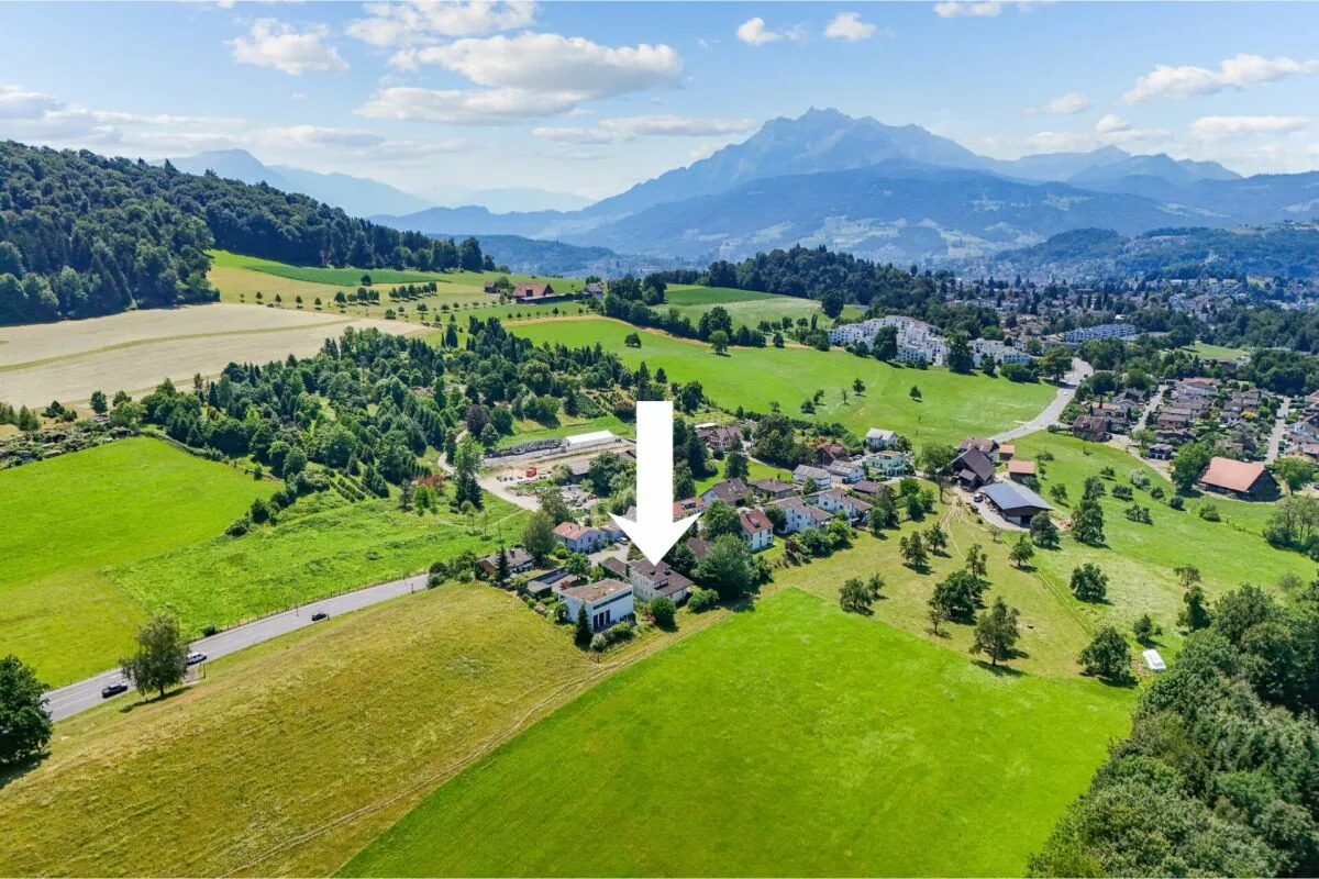 Maison unifamiliale spacieuse avec studio en location très calme et ensoleillée