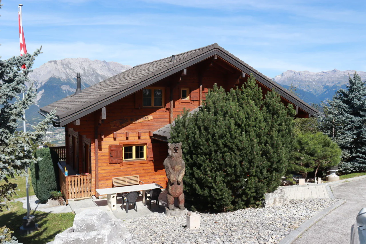 Dream Chalet in Nax Wallis
