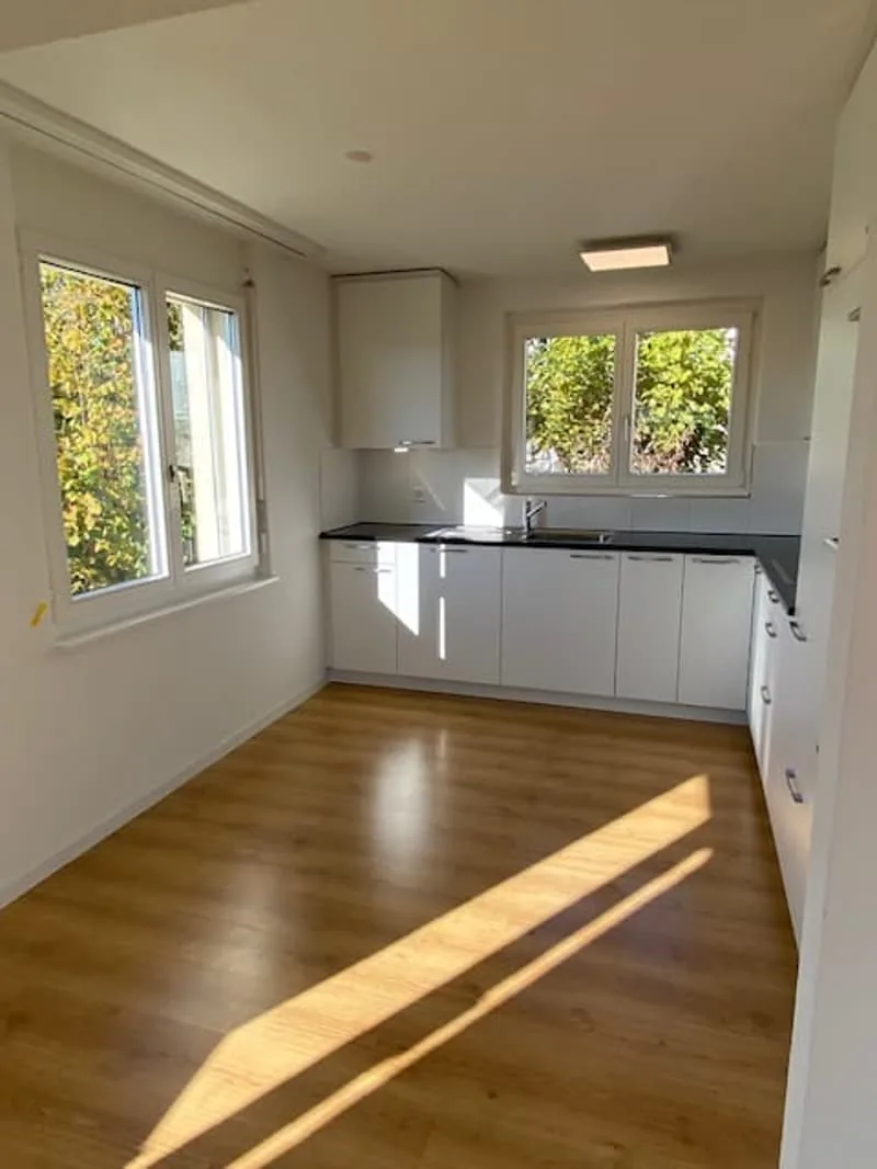 Appartement 4,5 pièces avec balcon et vue sur le verdoyant