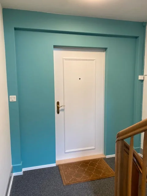 Appartement de 5,5 pièces en vieille construction luxueusement rénové avec balcon au centre de Herisau