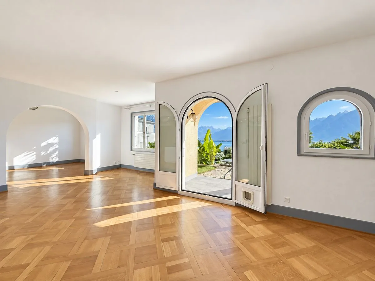Charmanter 4,5-Zimmer-Wohnung, Terrasse, Garten und atemberaubender Blick auf den See!