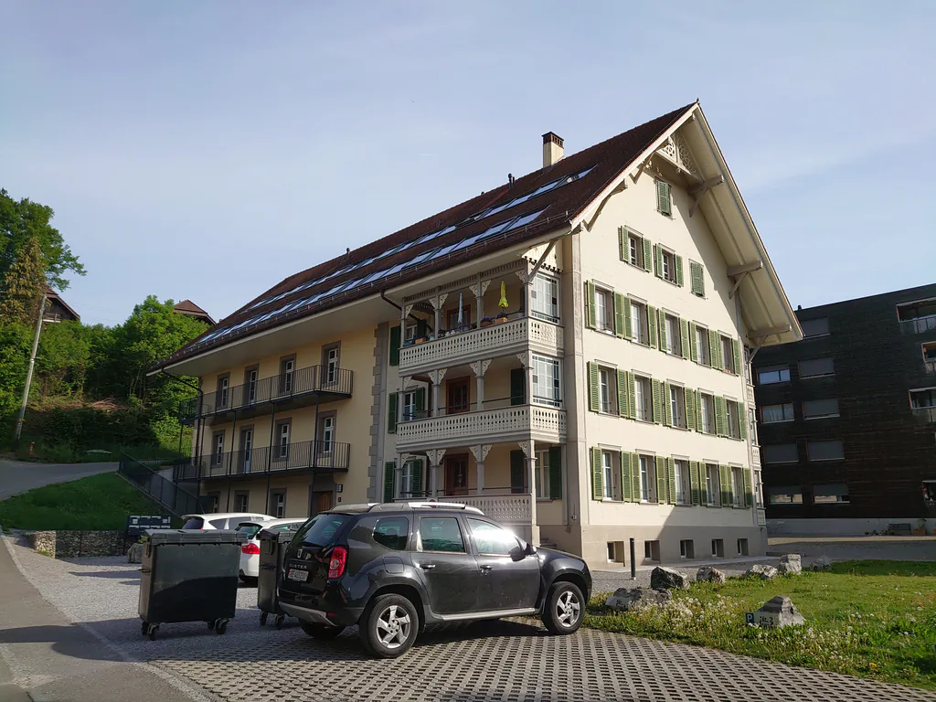Loft spacieux et moderne dans un quartier calme de Herbligen