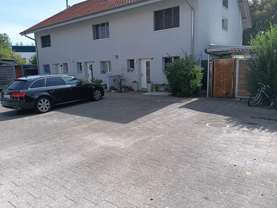 Parcheggio esterno